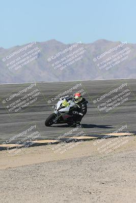 media/Oct-13-2025-Moto Forza (Mon) [[a66d839500]]/2-A Group/Session 2 (Bowl)/